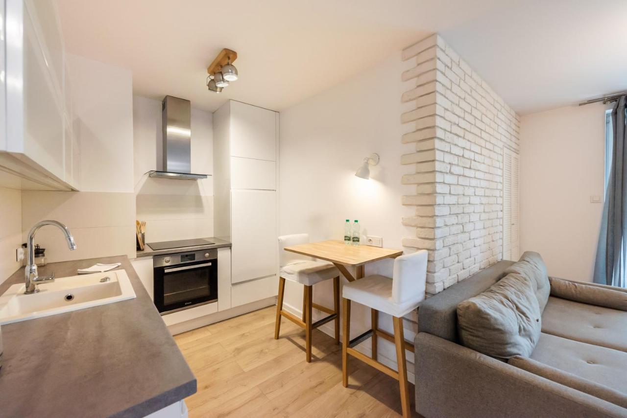Sluzew Manhattan Place Apartment Varsovia Exterior foto