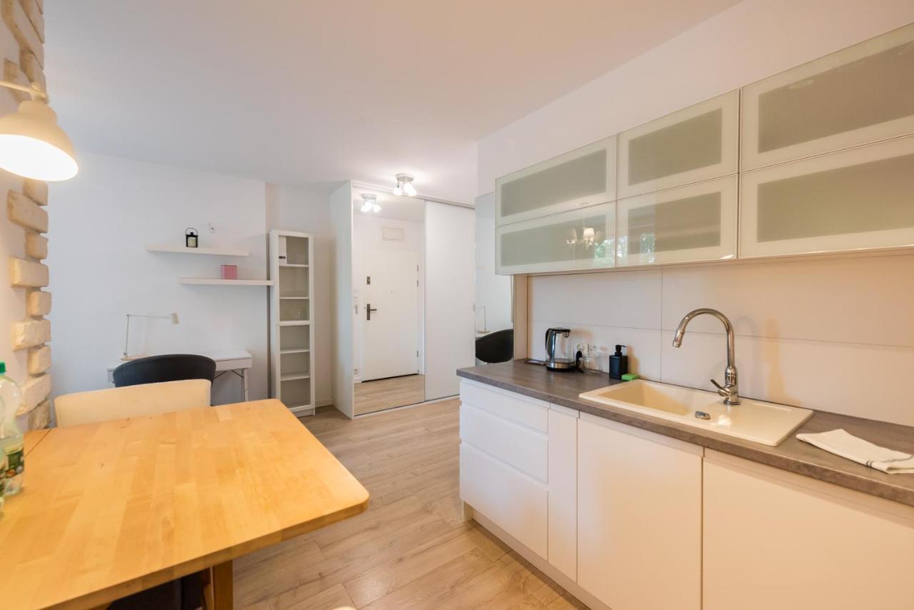 Sluzew Manhattan Place Apartment Varsovia Exterior foto